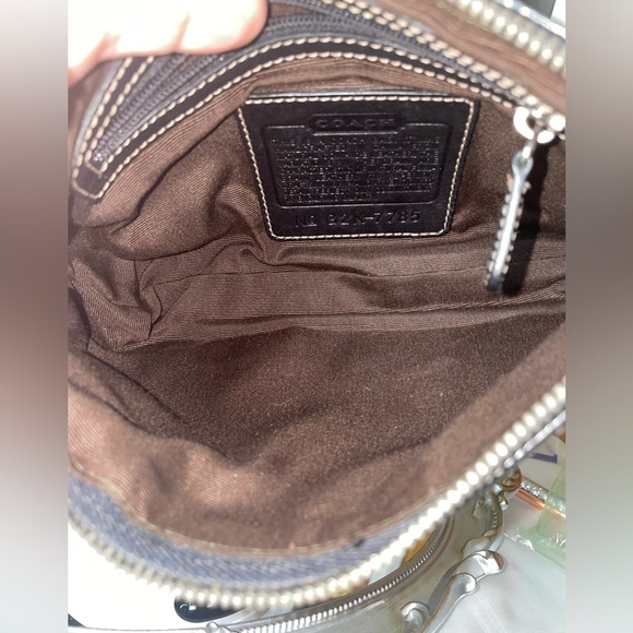 Coach 2002 Vintage Soho / Mini Baguette Leather Shoulder Bag EUC with Dust Bag - Picture 4 of 9